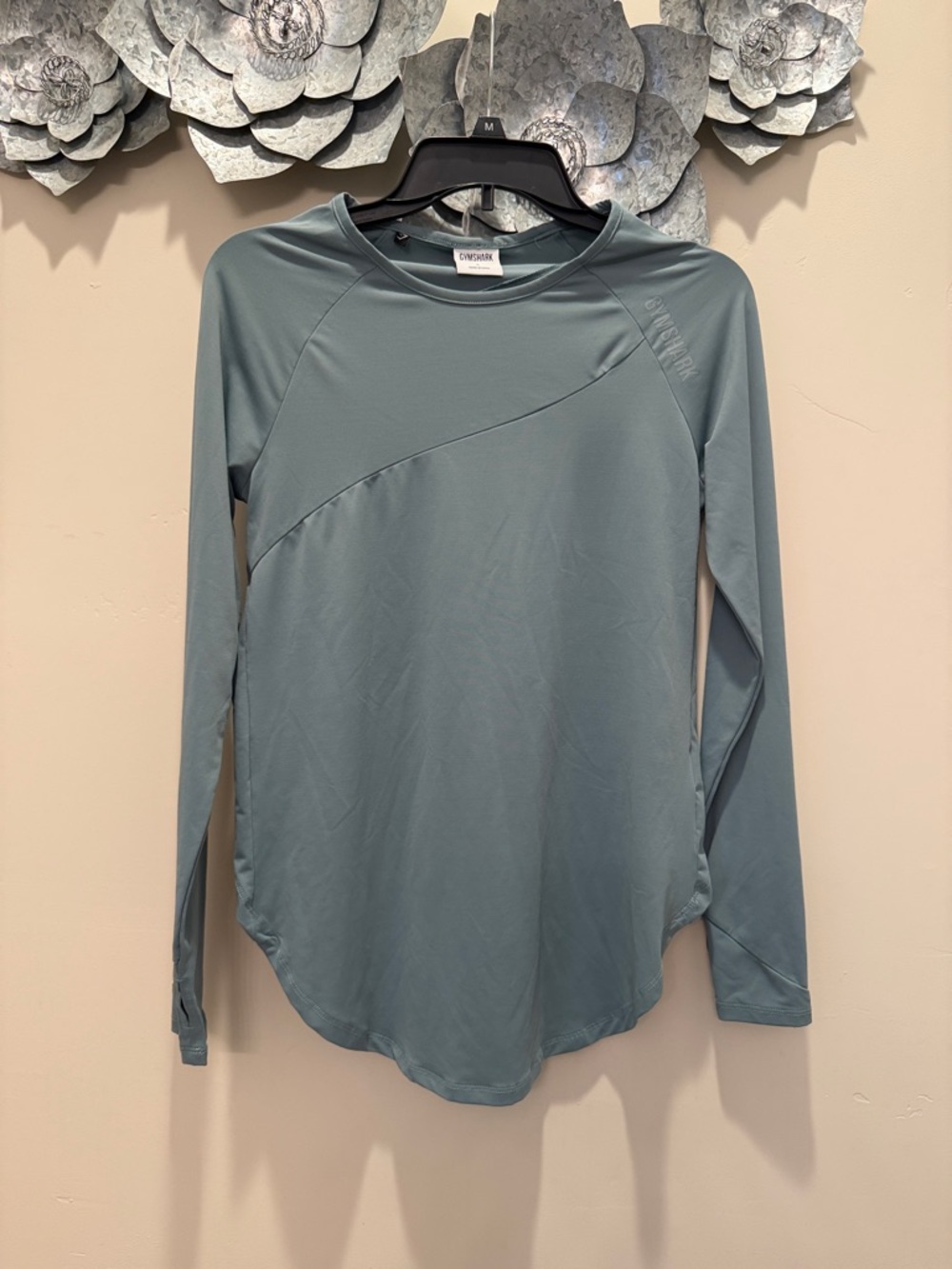 GYMSHARK HIGH LOW ATHLETIC LONG SLEEVED TOP NWOT DARK MINT GREEN